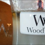 firesside hourglass bougie woodwick nancy a taaable cire soja mèche bois crépitante