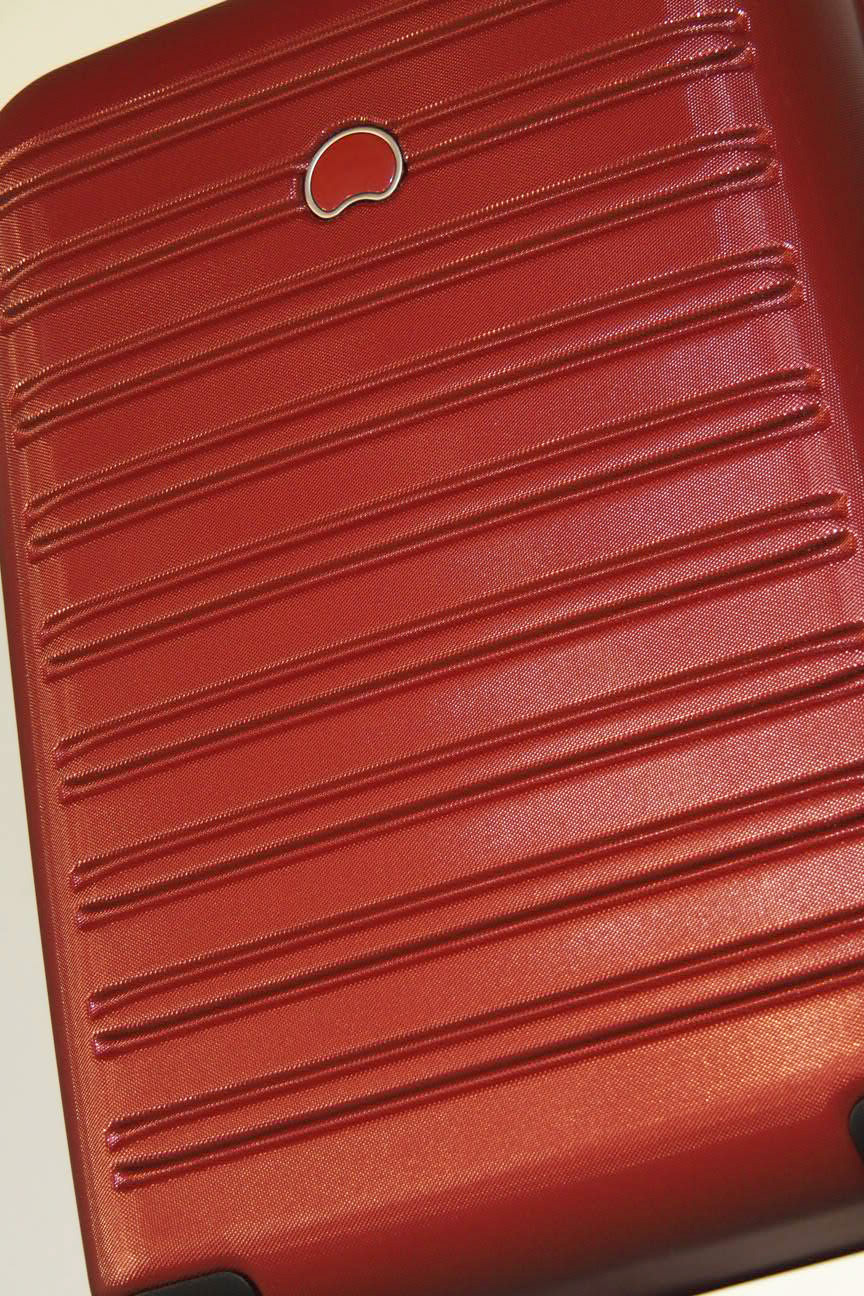 valise-rouge-nancy-printemp